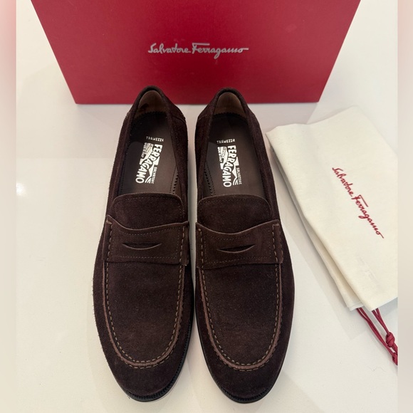 $1490 Salvatore Ferragamo Loris Tramezza Hickory Suede Penny Loafers Men’s 8.5 D - Picture 2 of 7